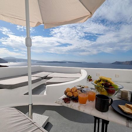 Oia'S Secret Villa Exterior photo
