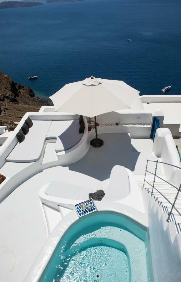 Oia'S Secret Villa Exterior photo