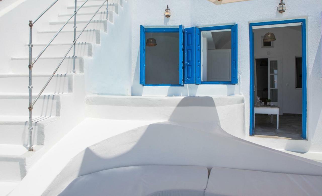 Oia'S Secret Villa Exterior photo